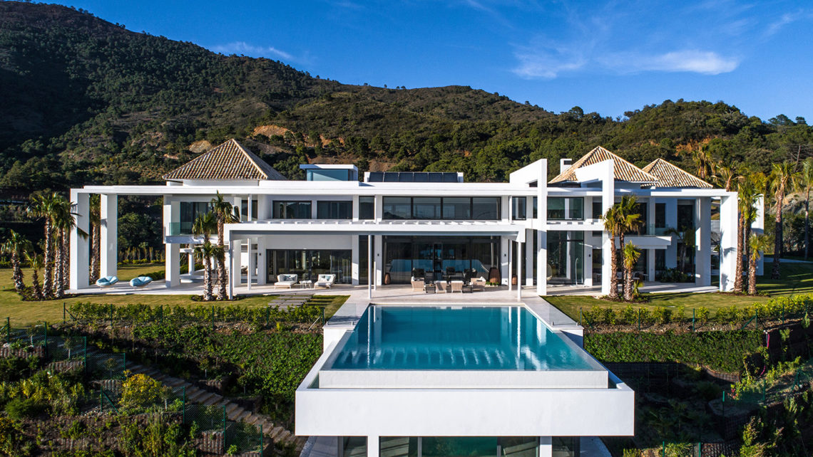 Halcyon House